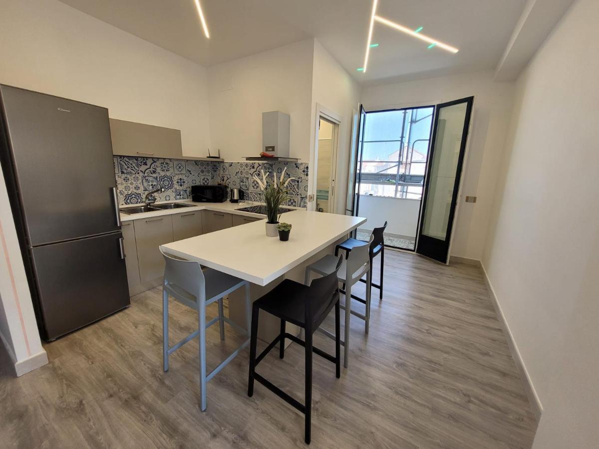 Sara Luxury Apartment 3 Сорренто Экстерьер фото